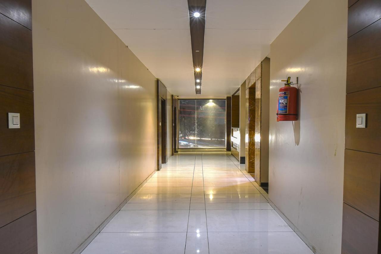 Hotel Ravikiran Kolhapur Esterno foto